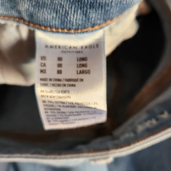 American Eagle AEO Mom Jeans Stretch High Waisted Rise Tapered Size 00 Long Tall - Picture 9 of 10
